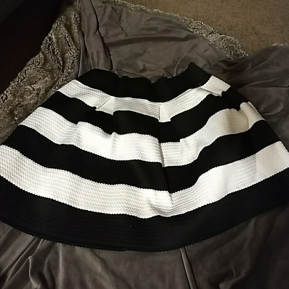 Black and white circle skirt